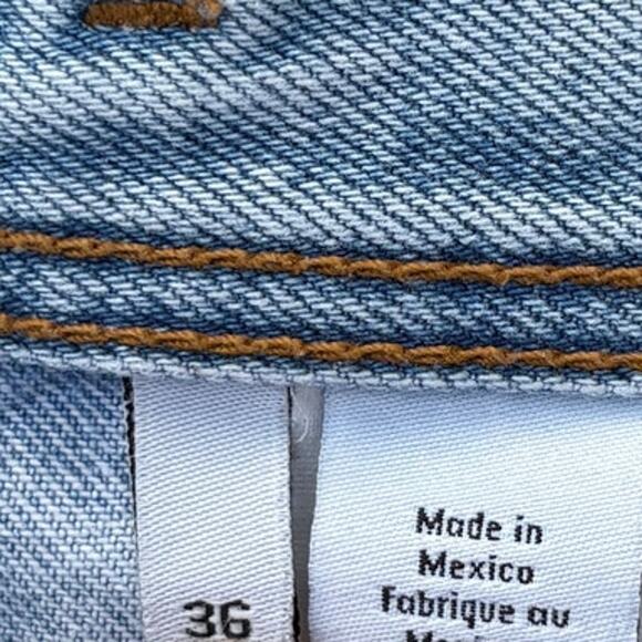 Vintage Calvin Klein Cut Off Denim Jean Shorts Mens 36 Blue Light Wash Loose 8" - Picture 5 of 8